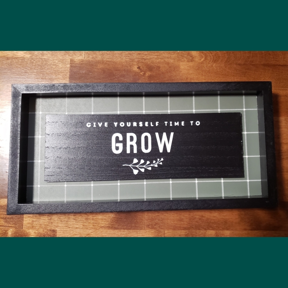Home decor - Picture 3 of 3